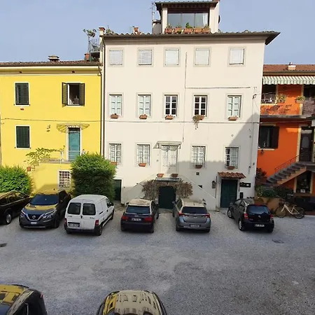 Lucida Appartamento Lucca
